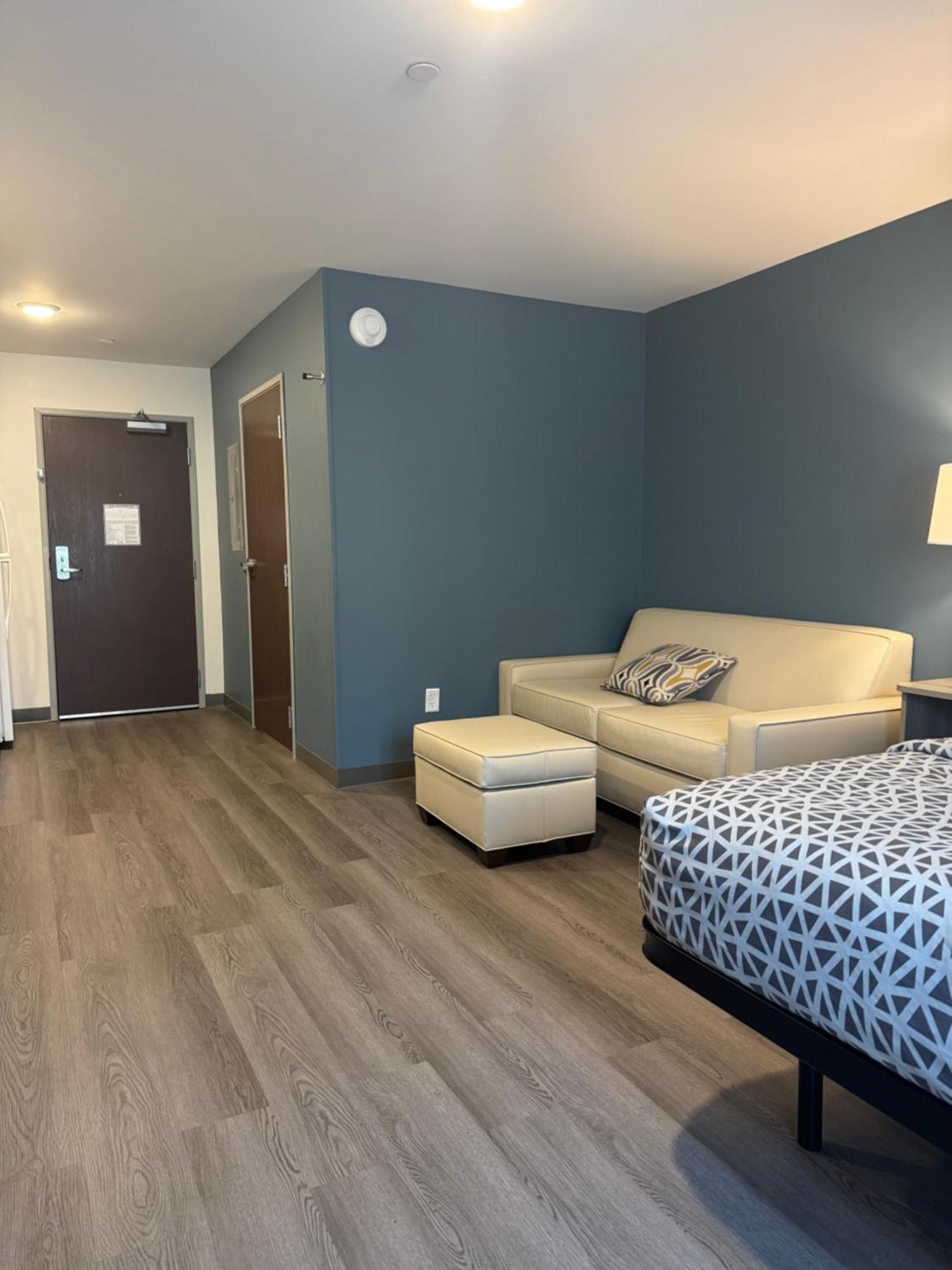 Woodspring Suites Knoxville - Cedar Bluff מראה חיצוני תמונה