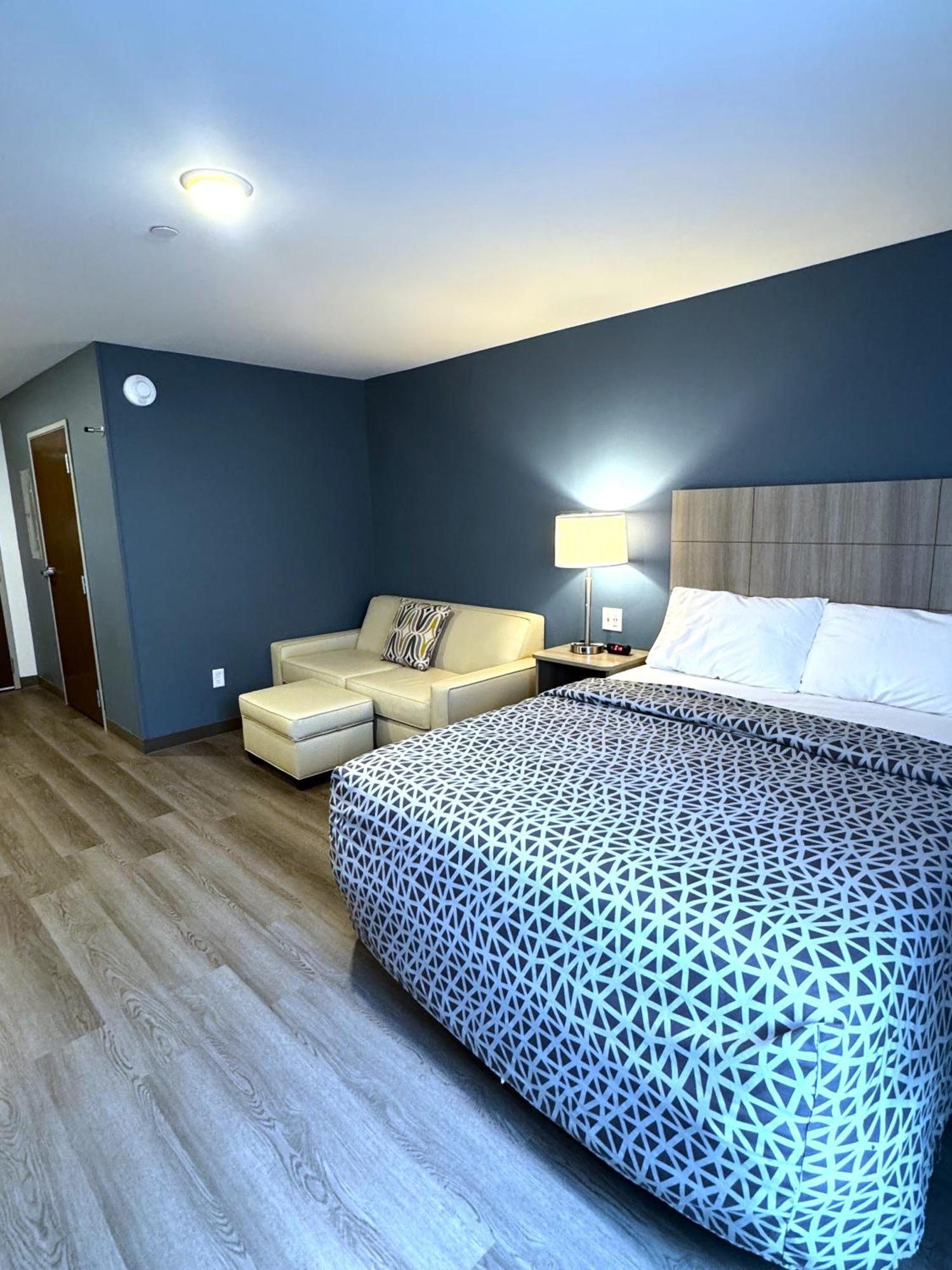Woodspring Suites Knoxville - Cedar Bluff מראה חיצוני תמונה